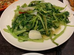 -乾坤饭店