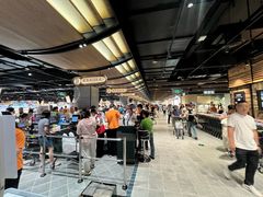 -胖东来生活广场(健康路店)