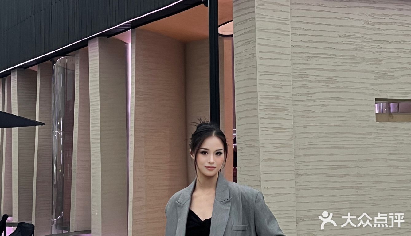 暗黑风咖啡馆又飒又高级⚫️Cafe&bar