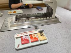 餐具摆设-白玉·朝鲜族烤串(深圳Kkone店)