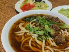 -清真吴记门钉肉饼·喜多利