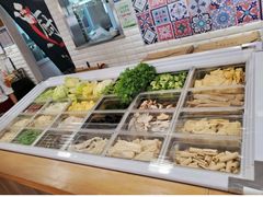 自助取餐区-拿渡·水煮鱼麻辣香锅(王府井奥莱·香江小镇店)