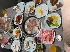 -金滏山烤肉·海鲜·火锅自助餐厅(襄阳万达店)