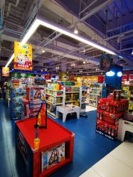 -玩具反斗城(王府井购物中心店)