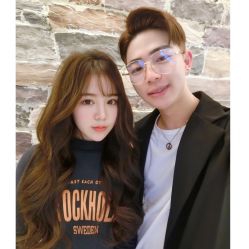 Yishen合影纪念-3AM HAIR SALON烫发染发接发