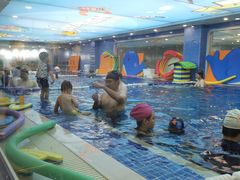 -戊辰亲子游泳俱乐部