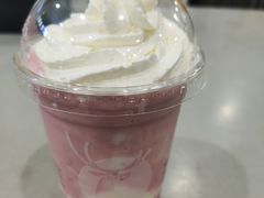 莓莓樱花酸奶-瑞幸咖啡(云密城J栋店)