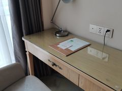 -维也纳酒店(重庆西站巴国城店)