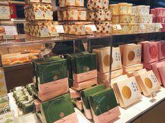 零售区-好利来(新华百货店)