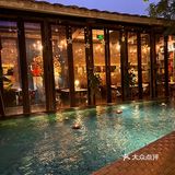 南宁探店|氛围感泳池餐厅