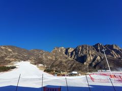 -石京龙滑雪场-停车场