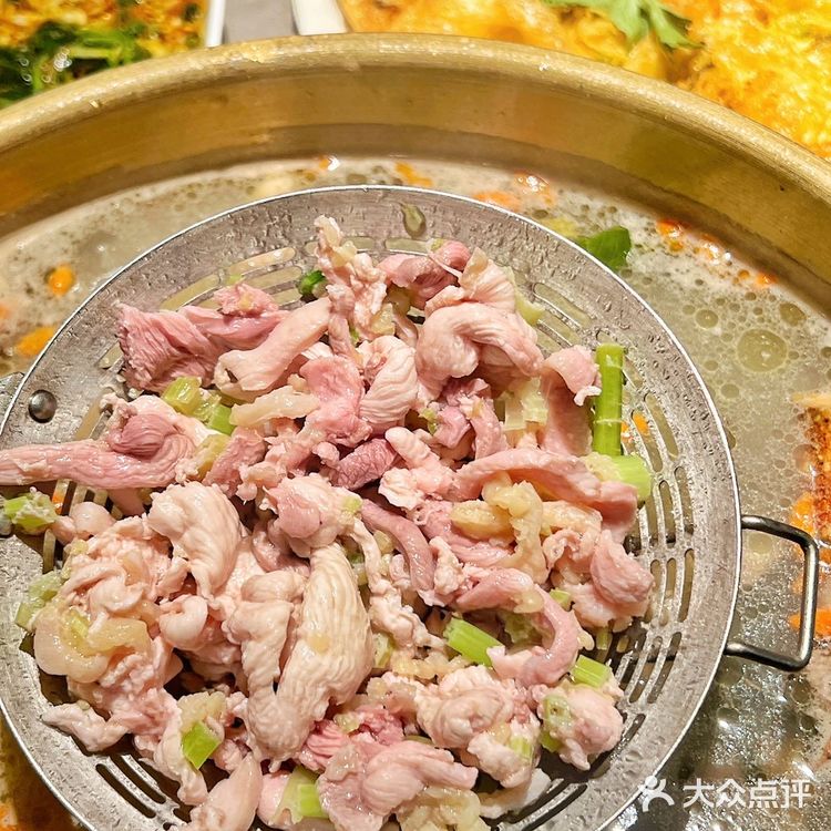 这个石橄榄鸡煲真的让我好吃的走不动道……