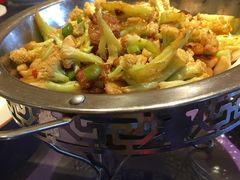 -吴记酱骨炖菜馆(西大直街店)