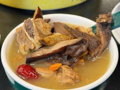 -野菌皇海景野生菌火锅(滨海大道店)