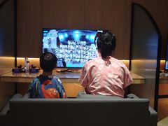 -涨巢·潮玩水疗局