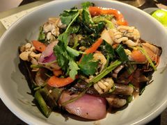 -大头虾越式风味餐厅(光明广场店)