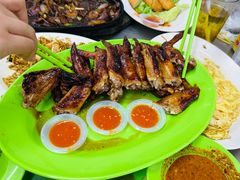 -明记烧鱼美味店