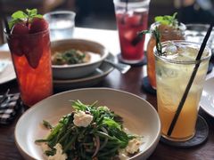 -ROAST coffee & eatery