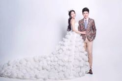 -巴黎婚纱摄影工作室