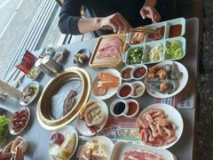 -汉金城海鲜烤肉自助百汇(烟台永旺购物中心店)