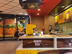 -麦当劳(中天购物城店)