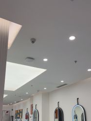 -侨治发型