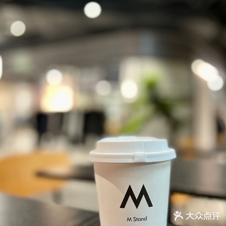 工业风咖啡店M Stand