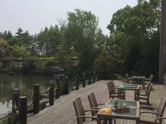 -上海怡沁园度假酒店