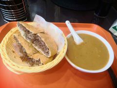 -方中山胡辣汤(成都首店)