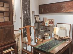 -邊城書店