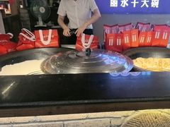 -头上红煨盐鸡·非遗院子餐厅