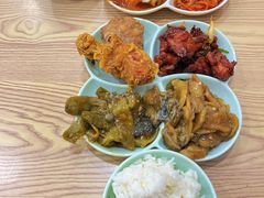 -晓宇盒饭(民安街店)