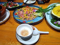 -老滇山寨•云南特色菜•地方菜•民族风情歌舞表演(金碧店)