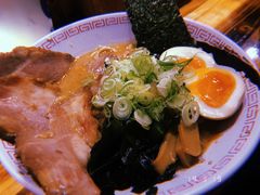 黑麻油豚骨拉面-老龙亭拉面店