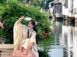 -梦回汉唐汉服旗袍体验馆(拙政园店)