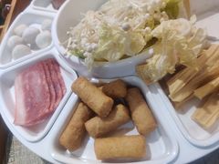 -鸡遇虾煲干锅火锅(小寨金莎店)