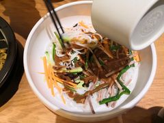 鸡丝凉米线-云海肴·汽锅鸡·云南代表菜(东坝金隅店)