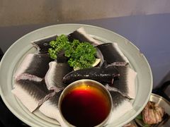 -草家酱蟹炭火烤肉店(珲春南路一店)