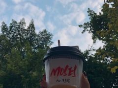 -Moses写字咖啡