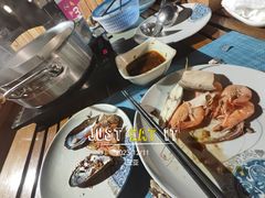 -渔家火锅·海鲜自助餐·演艺(亚龙湾天域酒店)
