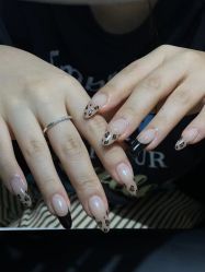 -MB·nail美甲美睫