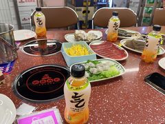 -四囍码头海鲜烧烤自助火锅(外滩南京东路悦荟广场店)