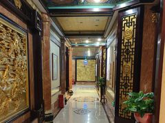 -皇宫大酒店