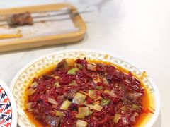 辣皮子滚刀肉拌面-歹歹的加个面过油肉拌面(贵州路店)