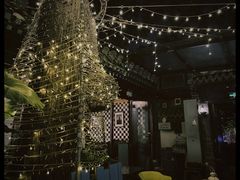 -脚下咖啡·CHILL酒馆(灵光东巷店)