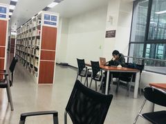 -南京大学杜厦图书馆