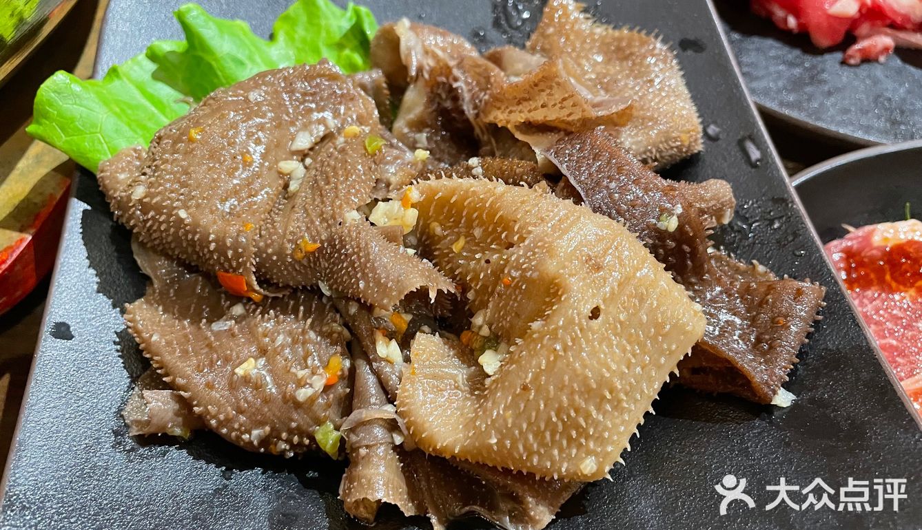 总统府旁有个山洞烤肉？