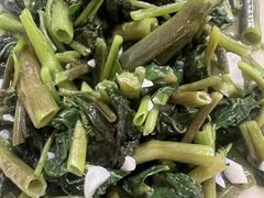 -芦茨金富饭庄·25年老字号·专做稻草鸡