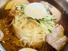 -弘彩英·烤牛舌·年糕火锅(蓝色港湾店)