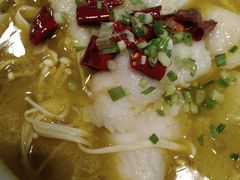 -渝是乎酸菜鱼(龙旗购物中心店)